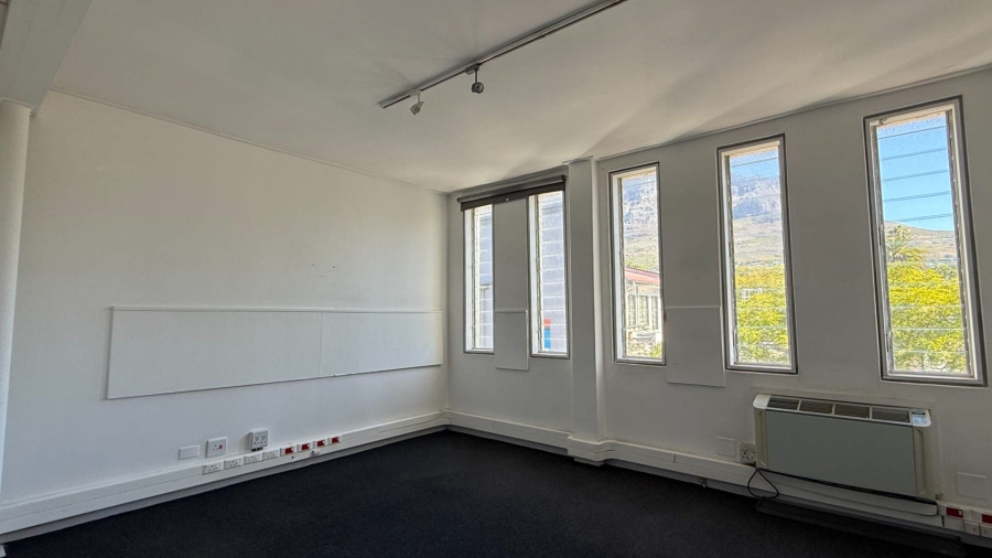 To Let commercial Property for Rent in Gardens Western Cape